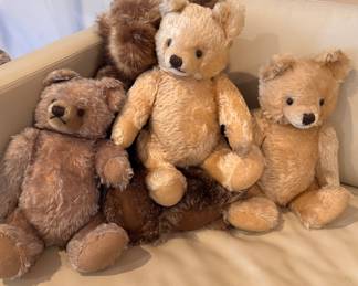 Vintage Steiff Jointed Teddy Bears. 