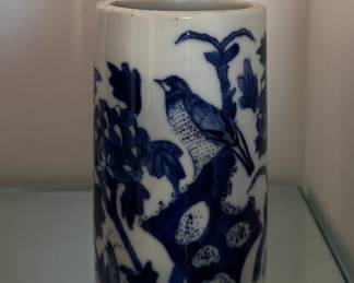 Chinese Porcelain Brush Pot, Late Qing to Early Republic Period. Hand-Decorated with Traditional Scholar Motifs. Measures 5" H. Photo 1 of 3. 