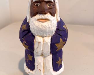 Folk Art Santa Hand-Made by American Carver, Jen Frank (Wisconsin). Photo 1 of 2.  