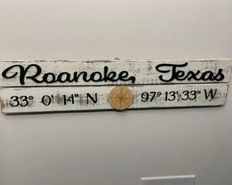 216 Roanoke, Texas Wall Decor