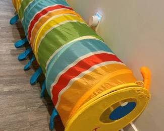 216 Melissa Doug Giddy Buggy Tunnel