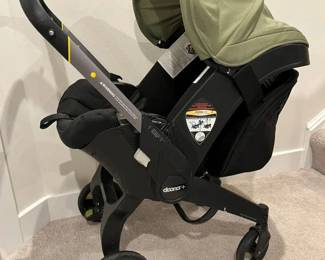 216 Doona Infant Car Seat  Stroller