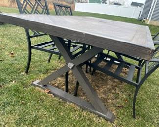 216 Nuu Garden Outdoor Patio Table Base Detail