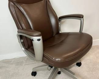 216 LaZBoy Arcadian Leather Executive Chair