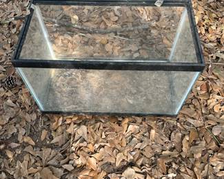 Large Fish Tank (does NOT leak)