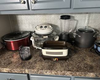 Crock Pot, Misc Kitchen Items