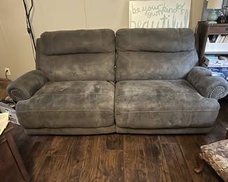 Reclining Sofa 