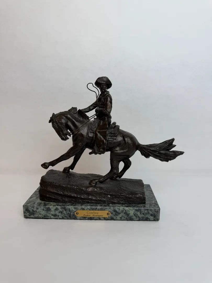 01 Frederic Remington Cowboy Bronze Sculpture on Marble Base