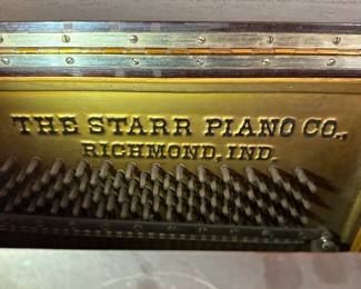 Starr Piano Co. Upright Piano 