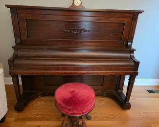 Starr Piano Co. Upright Piano