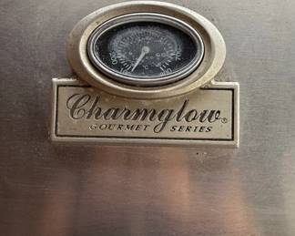 Charmglow Gourmet Series BuiltIn Gas Grill with Side Burner 