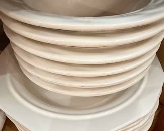 Pfaltzgraff Yorktowne Stoneware Plates and Bowls