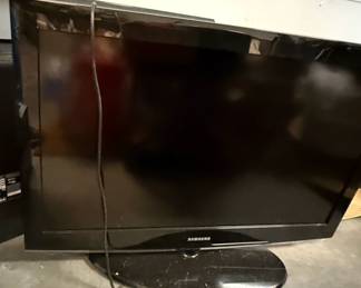 Samsung 37 inch LCD HDTV