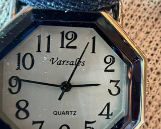 Assorted Brooches and Watches 