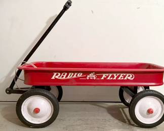 Radio Flyer Red Wagon