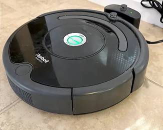 Roomba Vacuum