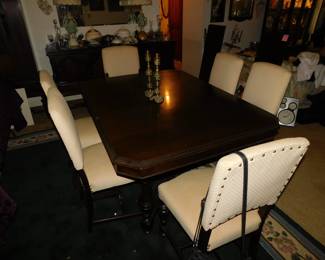 ANTIQUE JACOBEAN BURL WALNUT DINING TABLE WITH 6  UPHOLSTERED CHAIRS & 2 LEAVES