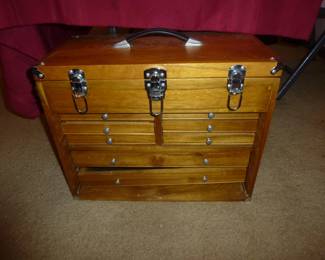 JEWELRY CHEST