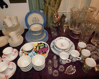 VINTAGE CHINE AND GLASSWARE