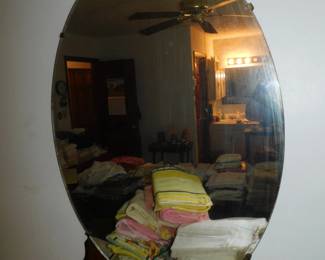 VINTAGE MIRROR