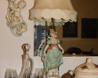 VINTAGE FIGURAL LAMP AND CRYSTAL GLASSWARE