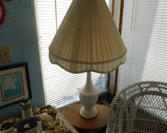 VINTAGE LAMP