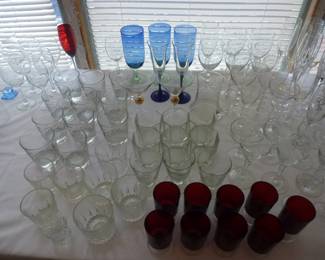 VINTAGE GLASSWARE