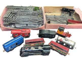 Pre-War MARX Commodore Vanderbilt Train Set Engine Wrecker Tender