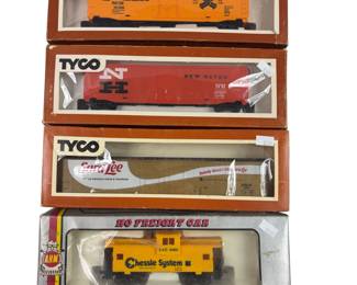 HO Tyco AHM Box Refrigerator Caboose Cars Rolling Stock