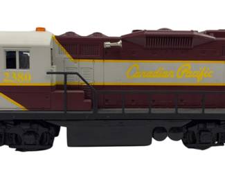 O27 Lionel Train Engine 2380 Canadian Pacific GP-9 18564
