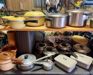 CLUB POTS, POTS AND PANS