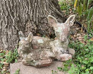 CONCRETE DEER