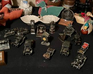 VINTAGE COLLECTIBLE PENCIL SHARPENERS