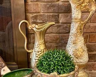 VINTAGE PLASTER VASES