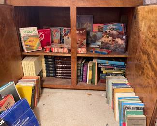 VINTAGE ENCYCLOPEDIAS, OLD BOOKS, GAMES AND PUZZLES