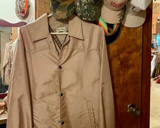 BALL CAPS, VINTAGE WINDBREAKER