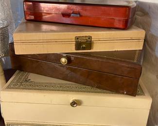 VINTAGE JEWELRY BOXES