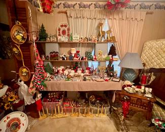 VINTAGE CHRISTMAS DECOR