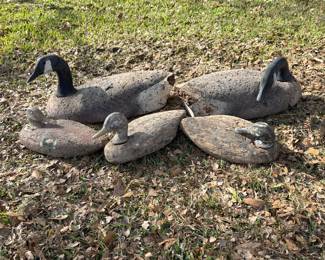 VINTAGE DUCK DECOYS