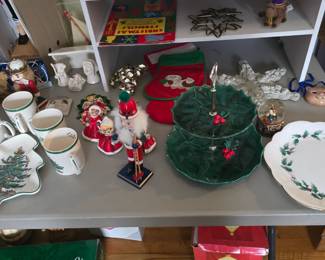 vintage Christmas decor 