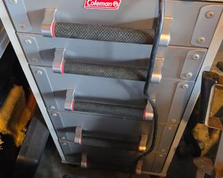 Nice Coleman cabinet. Set.