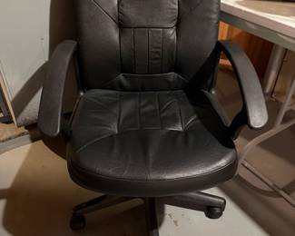 Black Desk Chair