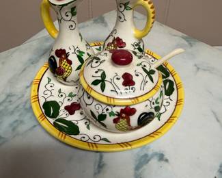Ucagco Japan Rooster and Roses Set