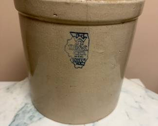 White Hall S.P. & Co. Crock