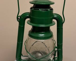 Dietz Little Wizard Lantern