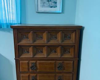 Chest of Drawers Dresser