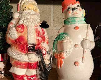 Vintage 1968 Empire 13" Blow Molds (no cord/light)