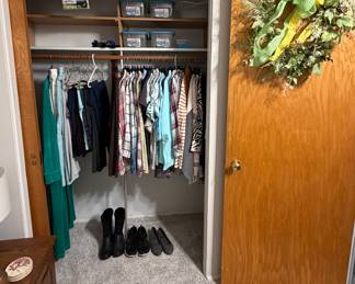 Ladies Clothes (L & XL); Shoes (8 & 9) 