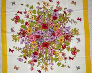 Gucci floral silk scarf 