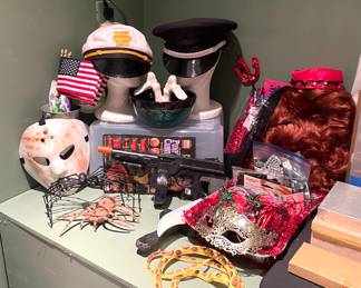 Halloween costume accessories & decor 